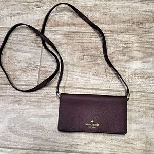 Wine/Maroon wallet purse.